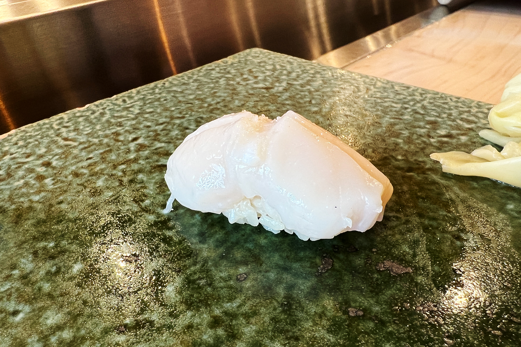 Sushi Kisen - japanese scallop