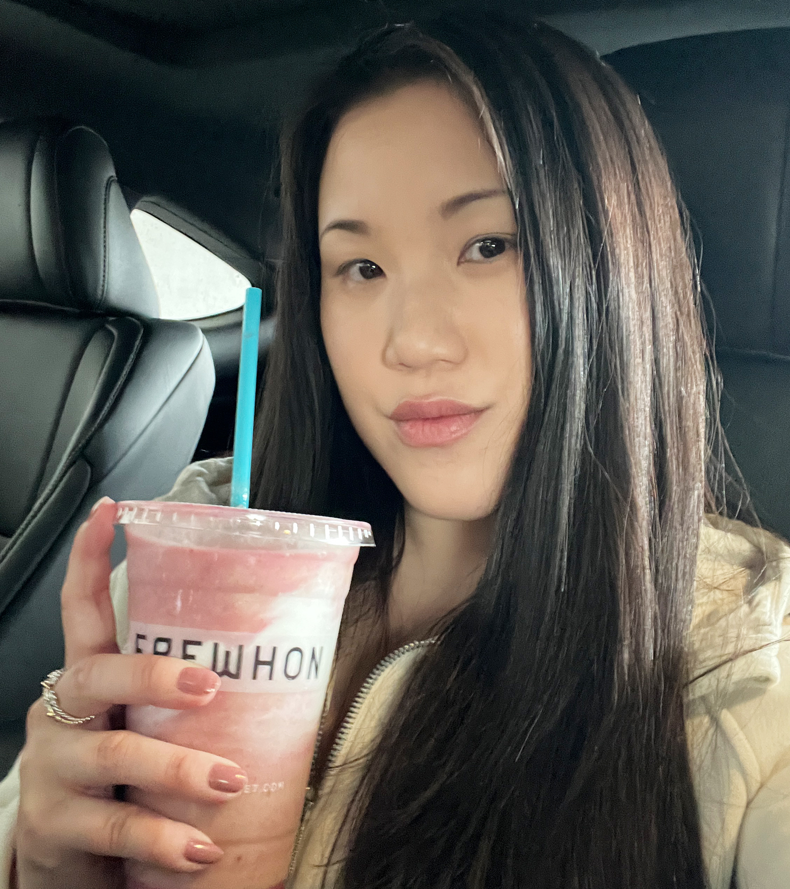 Hailey Bieber's Strawberry Glaze Skin Smoothie Erewhon
