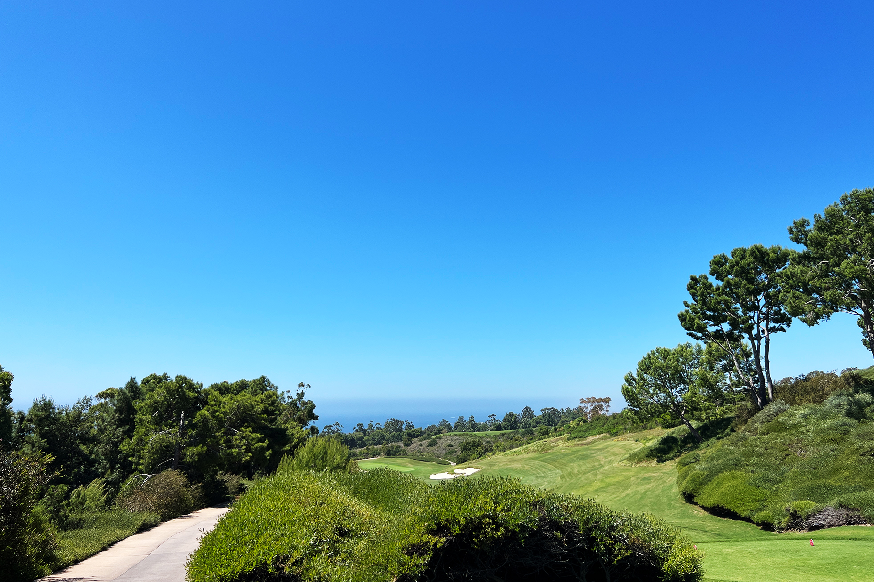 Pelican Hill Golf Ocean South - Hole 1