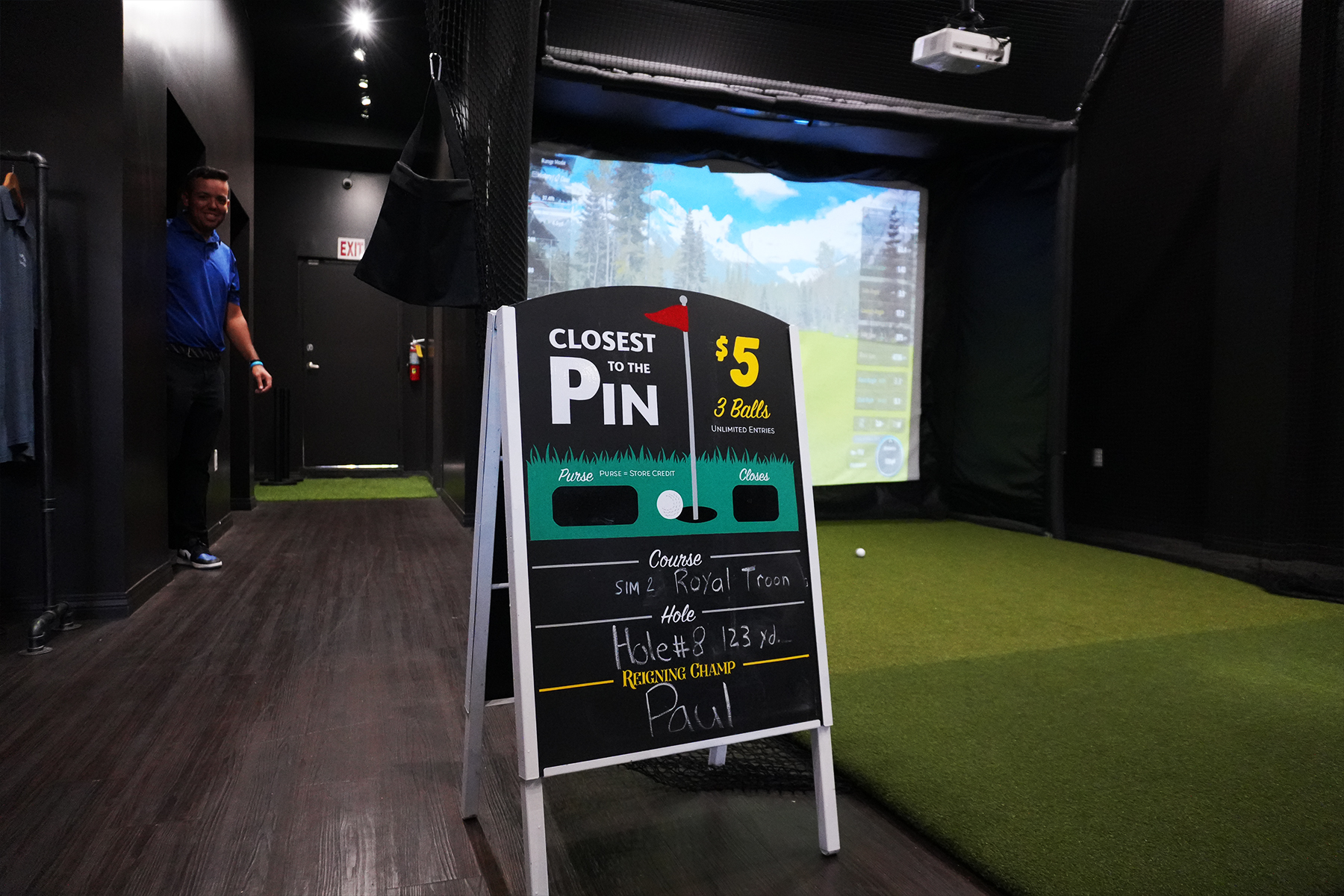 MNML Golf Club Pasadena Indoor Golf Simulator