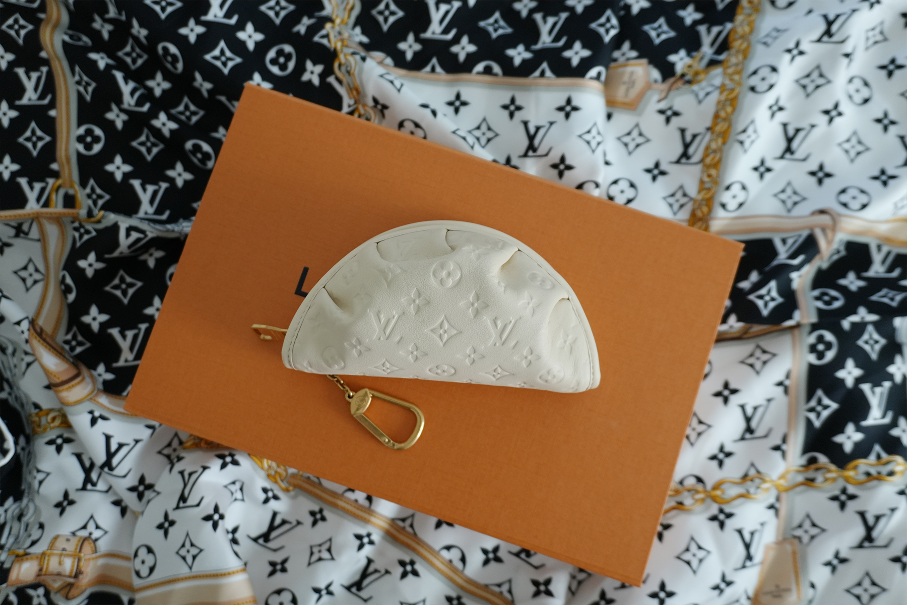 Louis Vuitton Gyoza Key Pouch