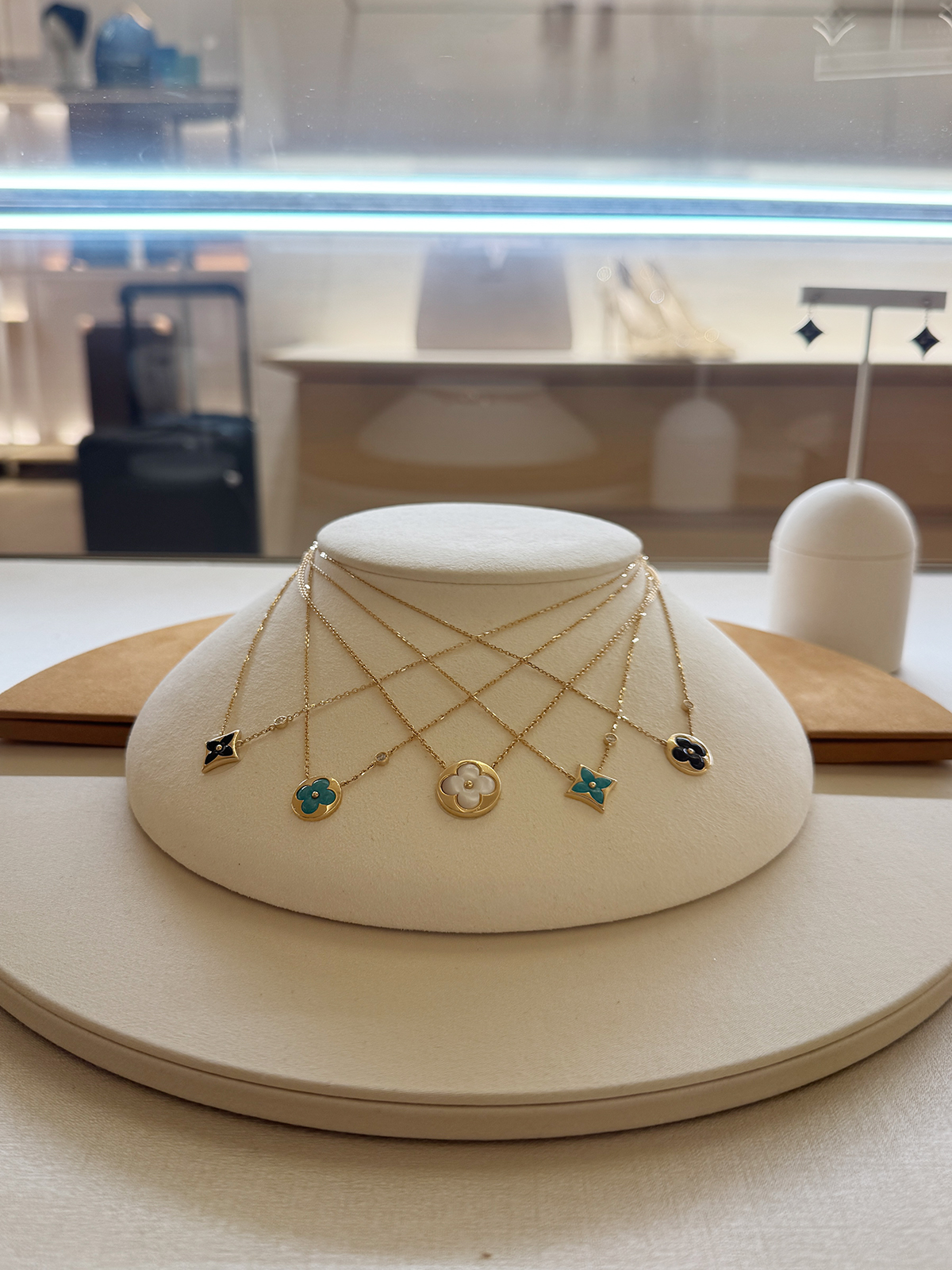 Louis Vuitton Americana