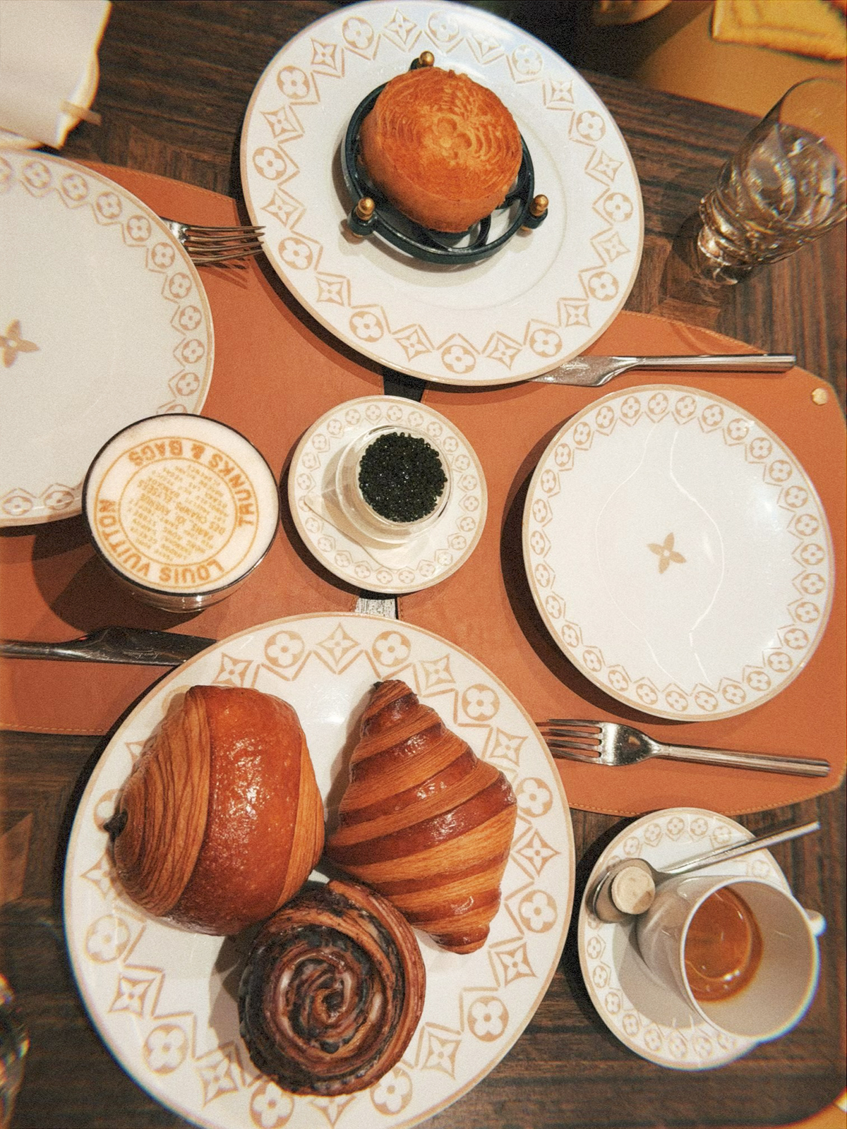Le Cafe Louis Vuitton Breakfast